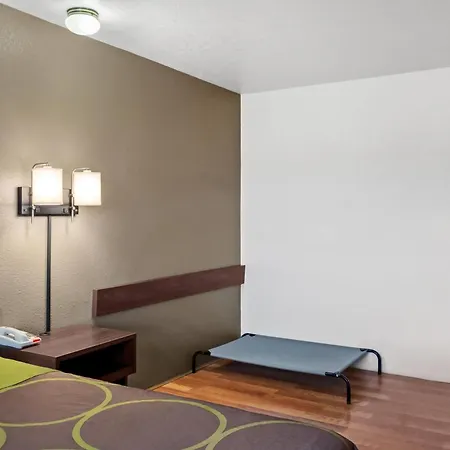 Super 8 By Wyndham Santa Rosa Hotel Exterior photo