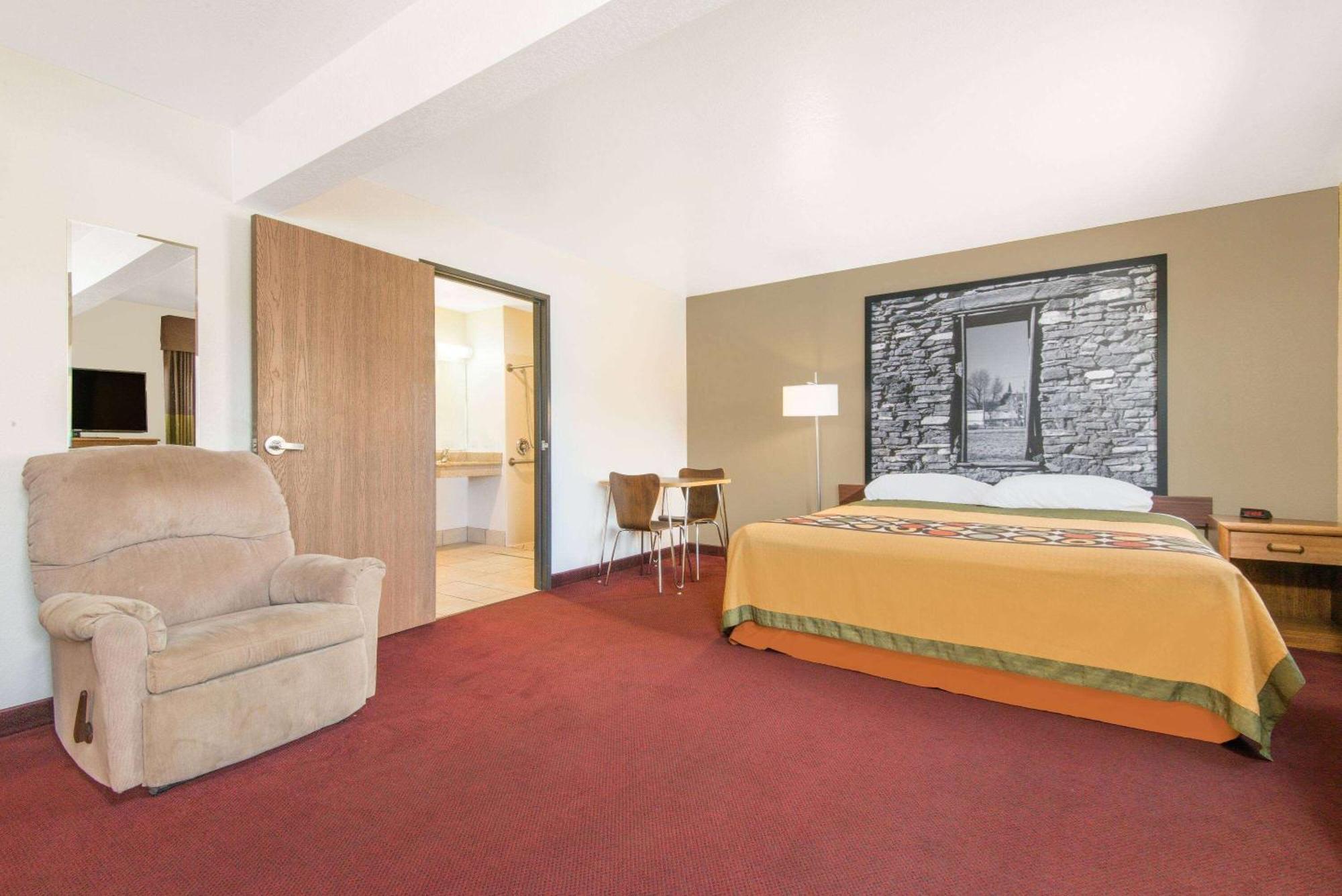 Super 8 By Wyndham