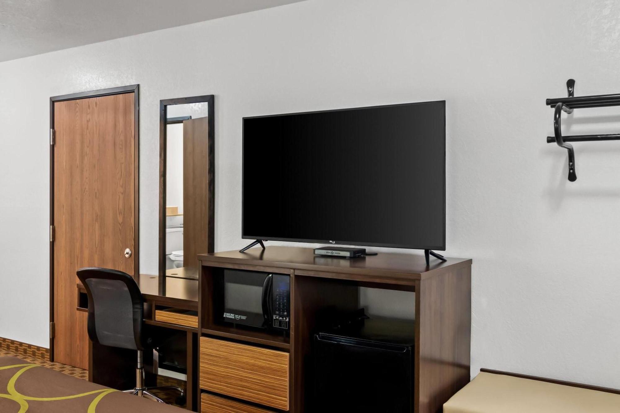 Hotel Super 8 By Wyndham Santa Rosa