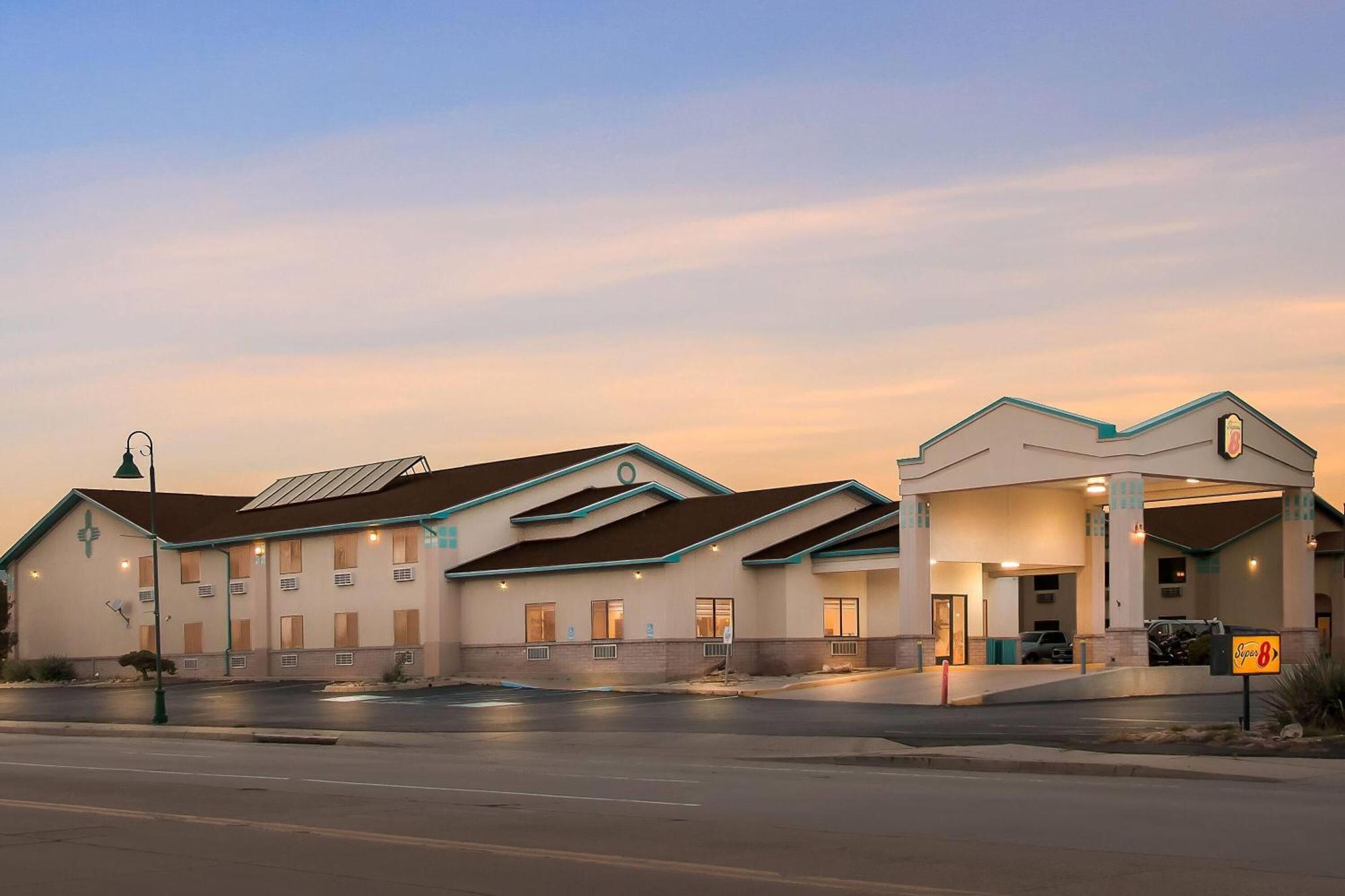 Super 8 By Wyndham Hotel Santa Rosa