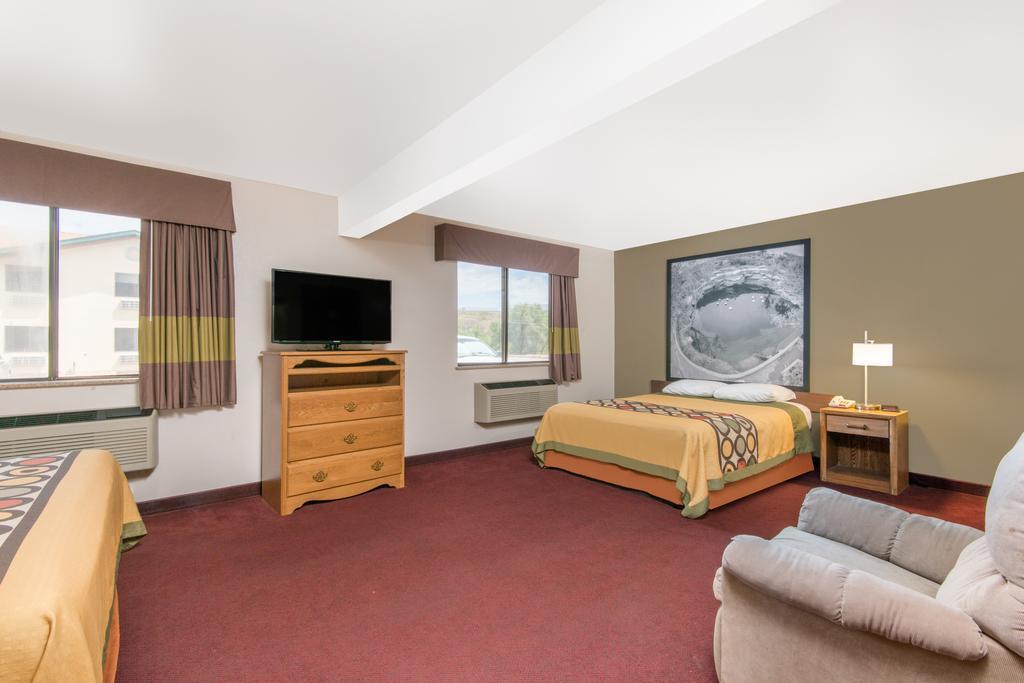 Super 8 By Wyndham