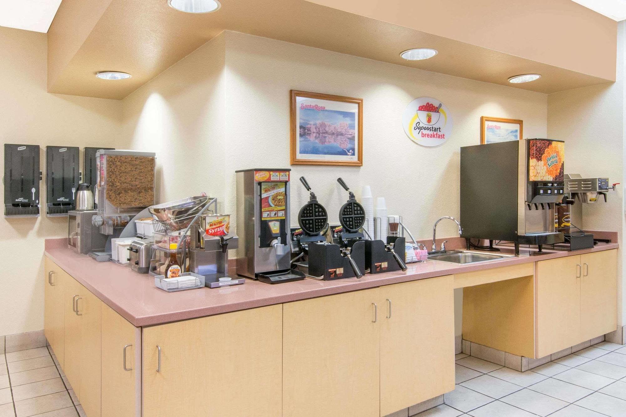 Super 8 By Wyndham