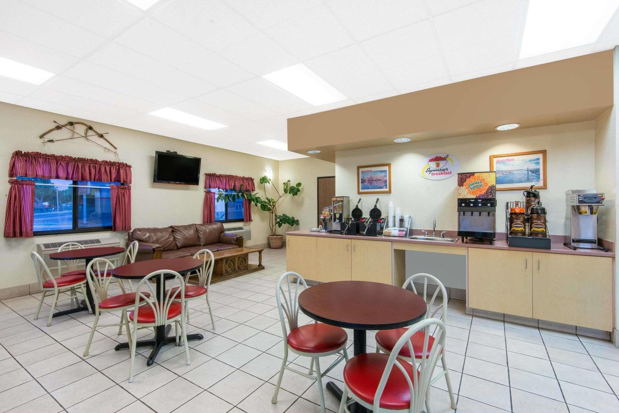 Super 8 By Wyndham
